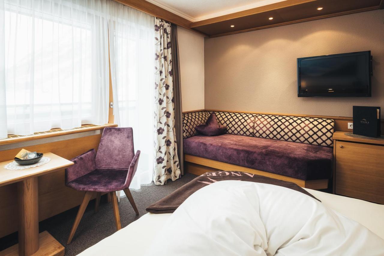 Hotel Garni Angela イシュグル エクステリア 写真