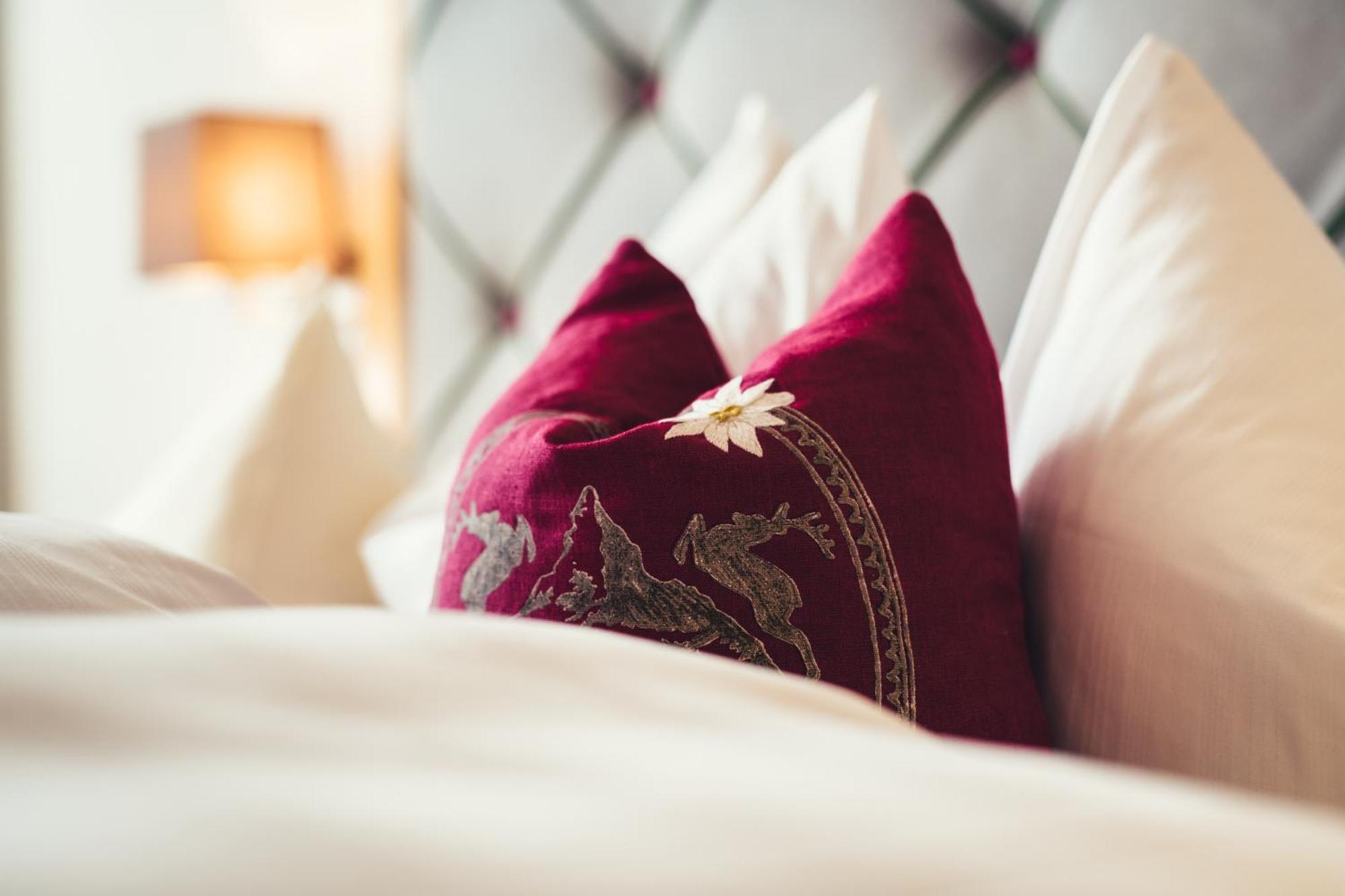 Hotel Garni Angela イシュグル エクステリア 写真