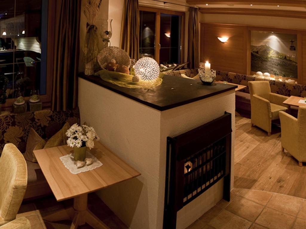 Hotel Garni Angela イシュグル エクステリア 写真