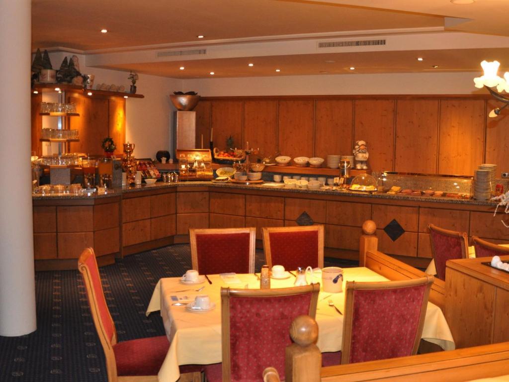 Hotel Garni Angela イシュグル エクステリア 写真